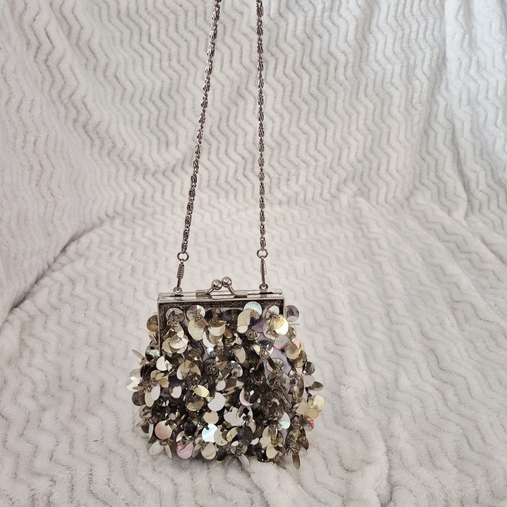 Bijoux Terner Dazzling Romantic Vintage Silver Sequin Evening Clutch Bag